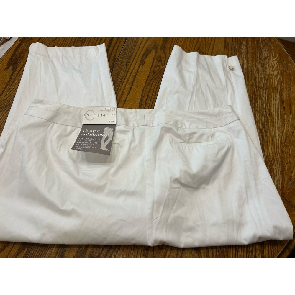 Plus 22W White Classic Crop Pants Skinny Leg Tummy Panel Shape Enhancing NWT